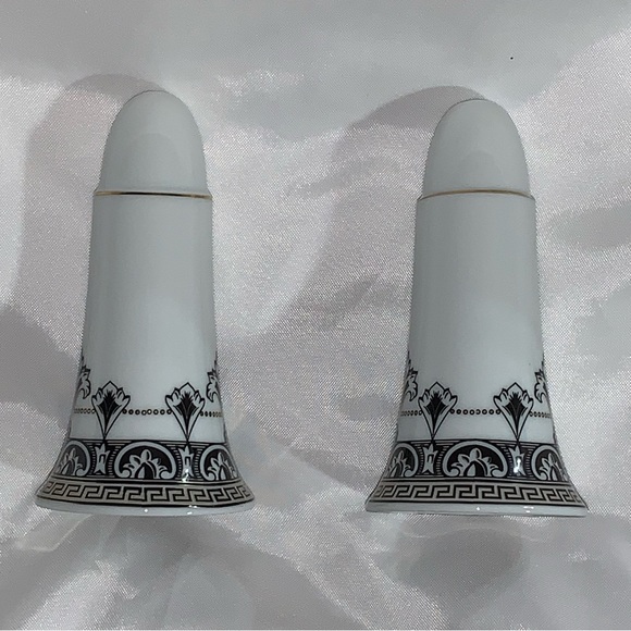 NIB authentic VERSACE x ROSENTHAL Marqueterie bone china SALT & PAPPER shakers - Picture 11 of 12